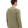 basic v-neck knit