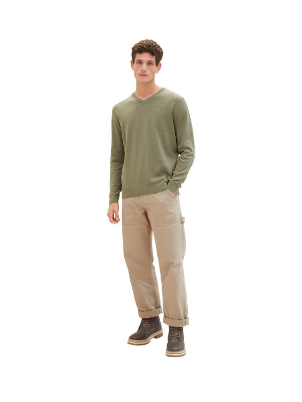 basic v-neck knit