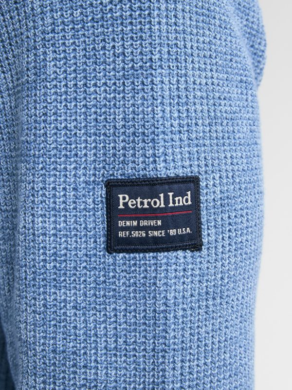Petrol-Trui-Petrol-251002151542.jpg Petrol Trui