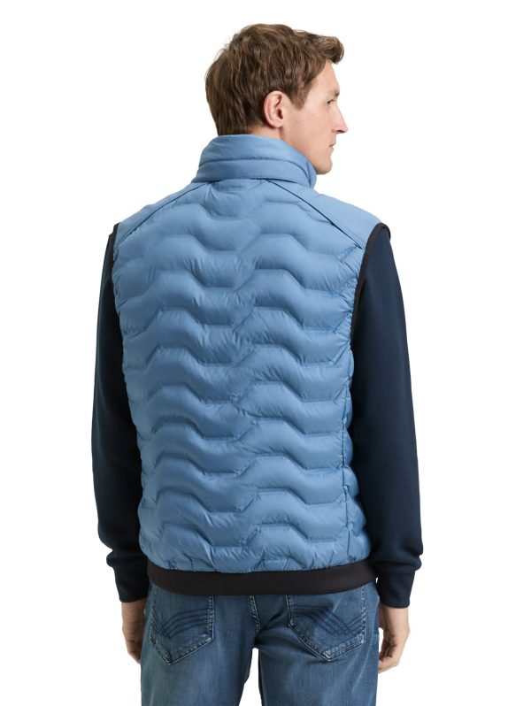 decorative-hybrid-vest-Tom-Tailor-260113134327.jpg Tom-Tailor Bodywarmer
