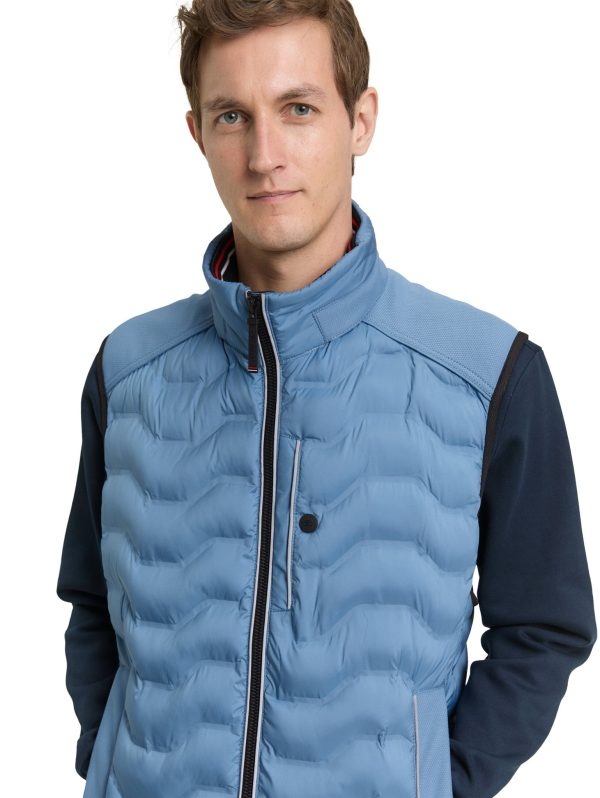 decorative-hybrid-vest-Tom-Tailor-260113134332.jpg Tom-Tailor Bodywarmer
